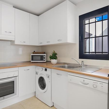 Apartamento De 2 Dormitorios En Playas Del Duque Марбелья Экстерьер фото