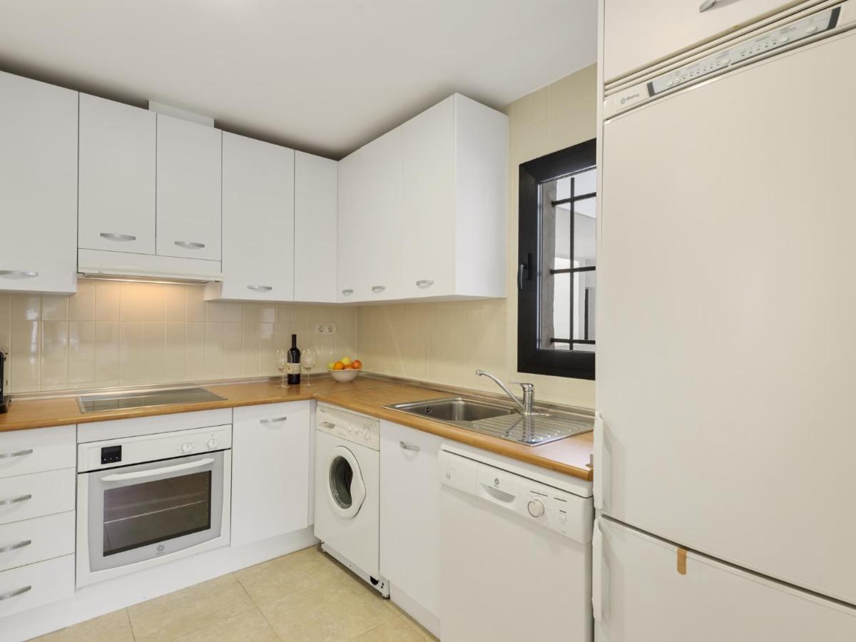 Apartamento De 2 Dormitorios En Playas Del Duque Марбелья Экстерьер фото