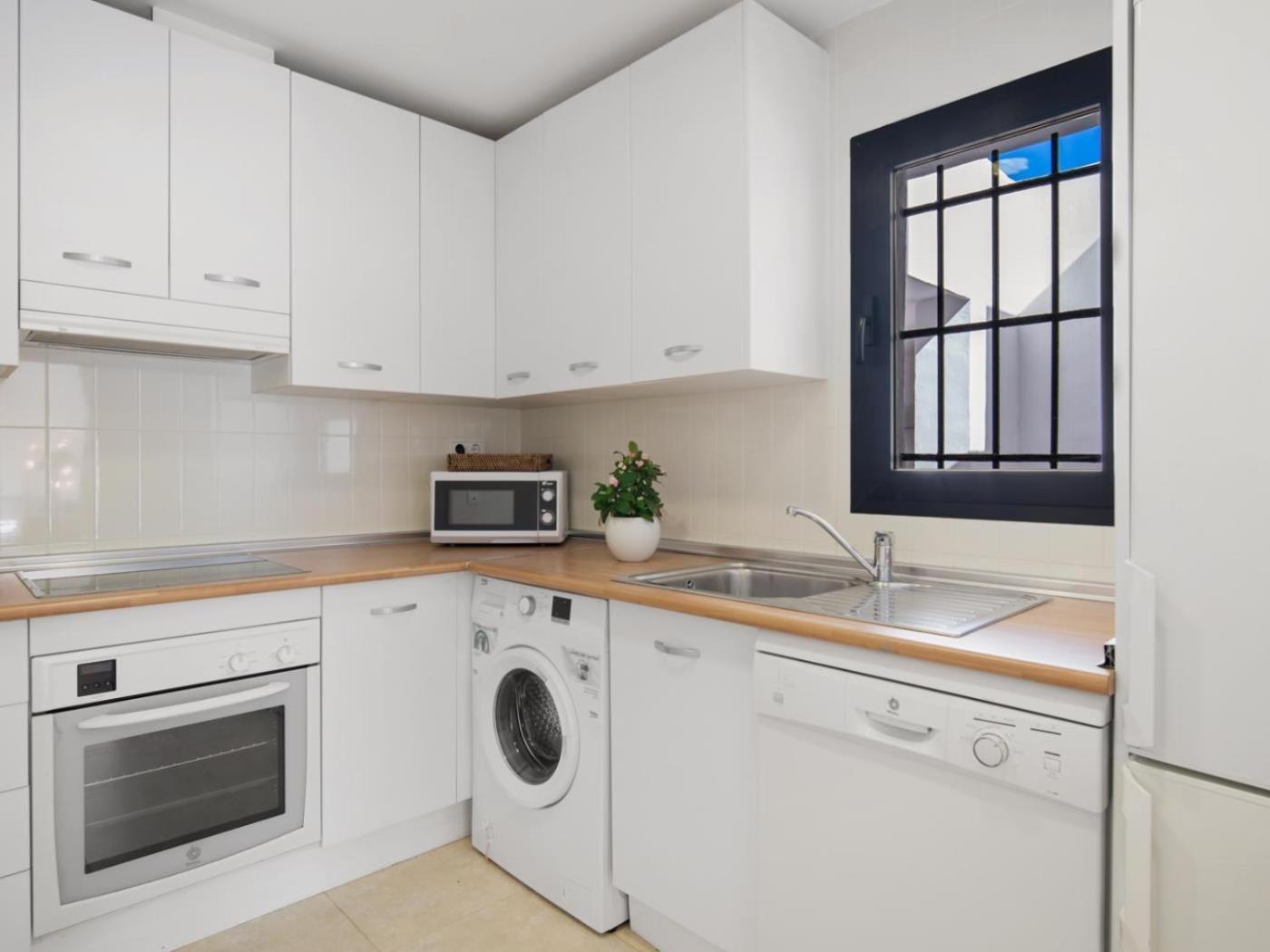 Apartamento De 2 Dormitorios En Playas Del Duque Марбелья Экстерьер фото
