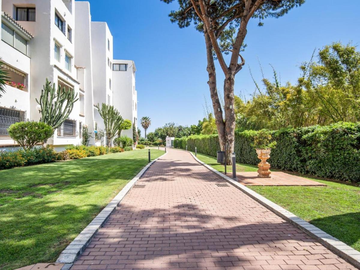 Apartamento De 2 Dormitorios En Playas Del Duque Марбелья Экстерьер фото